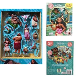 DISNEY MOANA Stuck on Stories Book Suction Cup Toys Story Play Set